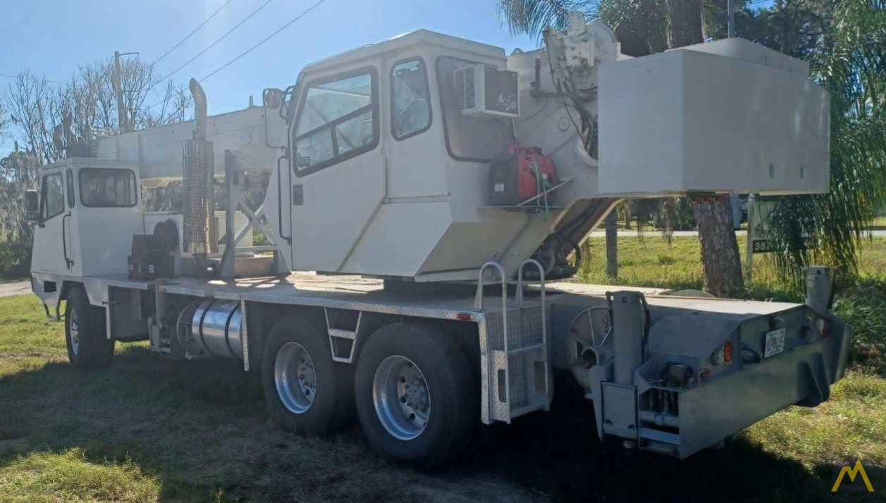 Terex T 340 40-ton Telescopic Boom Hydraulic Truck 3
