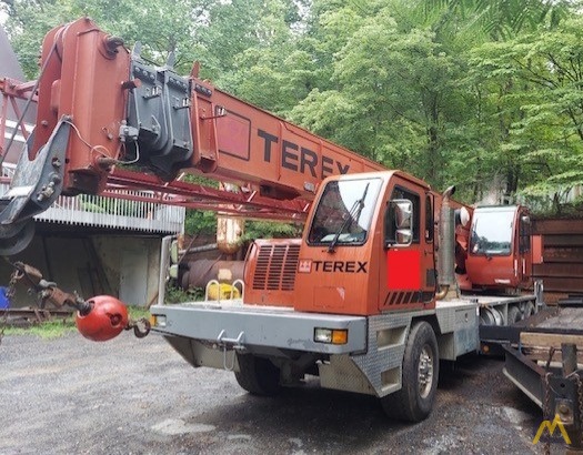 Terex T 340XL 40-ton Telescopic Boom Truck Crane 1