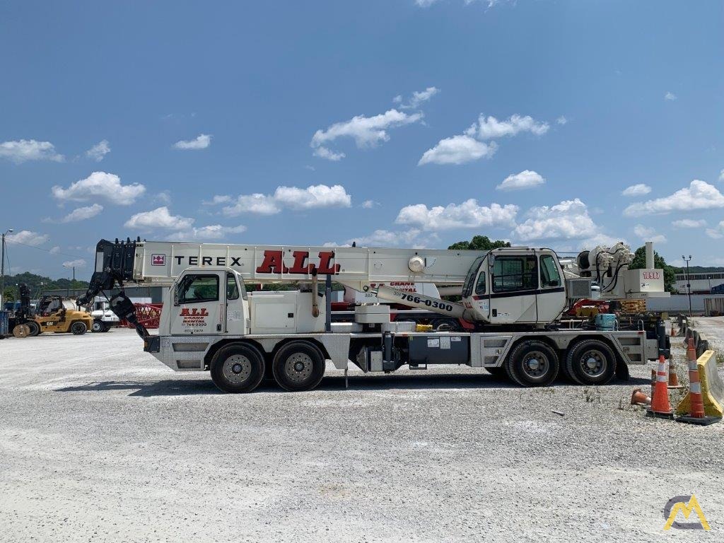 Terex T 560-1 50-Ton Telescopic Truck Crane 2