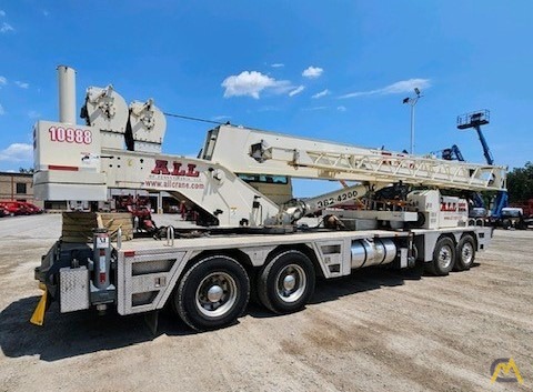 Terex T 560-1 60-Ton Truck Crane 3