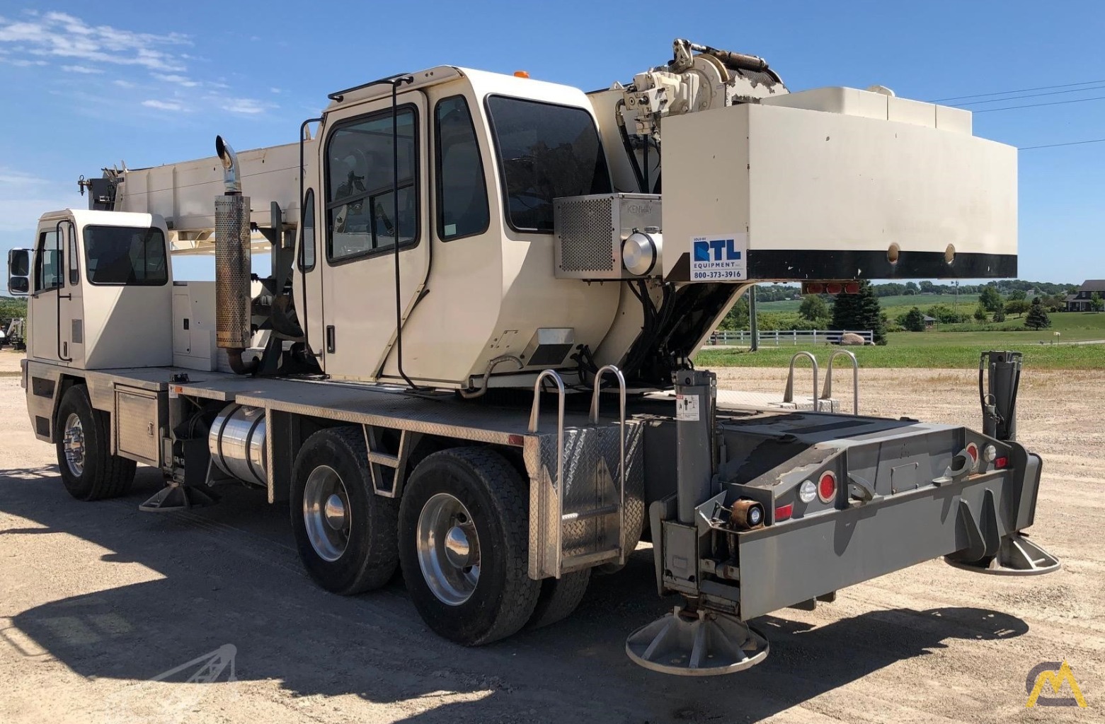 Terex T340 40-Ton Telescopic Boom Truck Crane 3