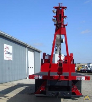 Elliott 1870F 18-ton Boom Truck Crane on Kenworth T270 For