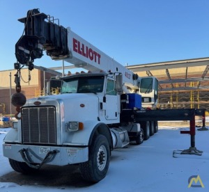 2015 Elliott 45127R Boom Truck Crane in Houston, TX