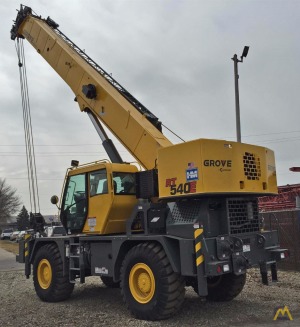 Grove RT540E 40-ton Rough Terrain Crane