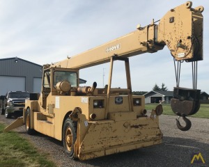 Grove IND1012D 17.5-ton Industrial Pick and Carry Crane