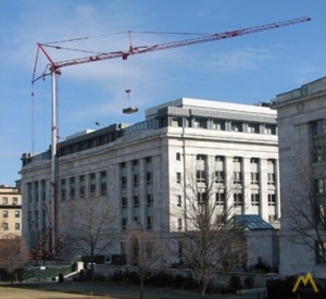 Potain HDT 80 6.60-Ton Self Erecting Tower Crane