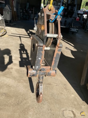 SOLD JOHNSON QUICK REEVING 20 TON SINGLE SHEEVE HOOK BLOCK For Sale ...