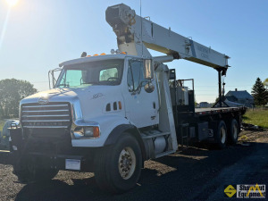 Used 2008 National 990A Boom Truck Crane – 26 Ton Capacity