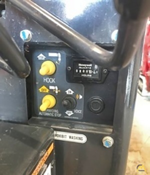 UNIC Spydercrane UR-W295 Mini Crawler Crane 3