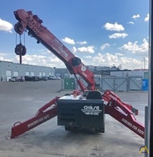 UNIC Spydercrane UR-W547 Mini Crawler Crane 2