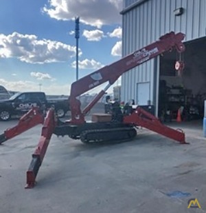UNIC Spydercrane UR-W547 Mini Crawler Crane 1