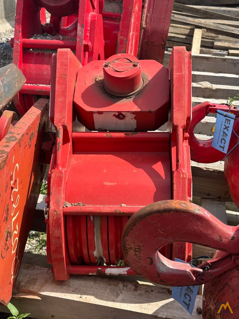 Part #7077786 Hook Block – 55 Ton, Double Hook, 5/8