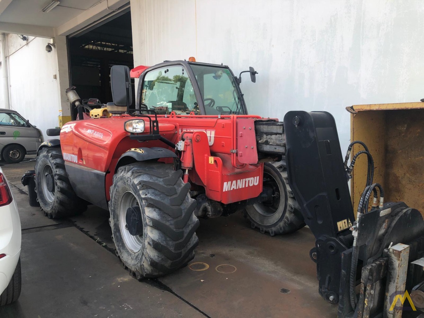 Used Manitou MHT-X 860 Telehandler 3
