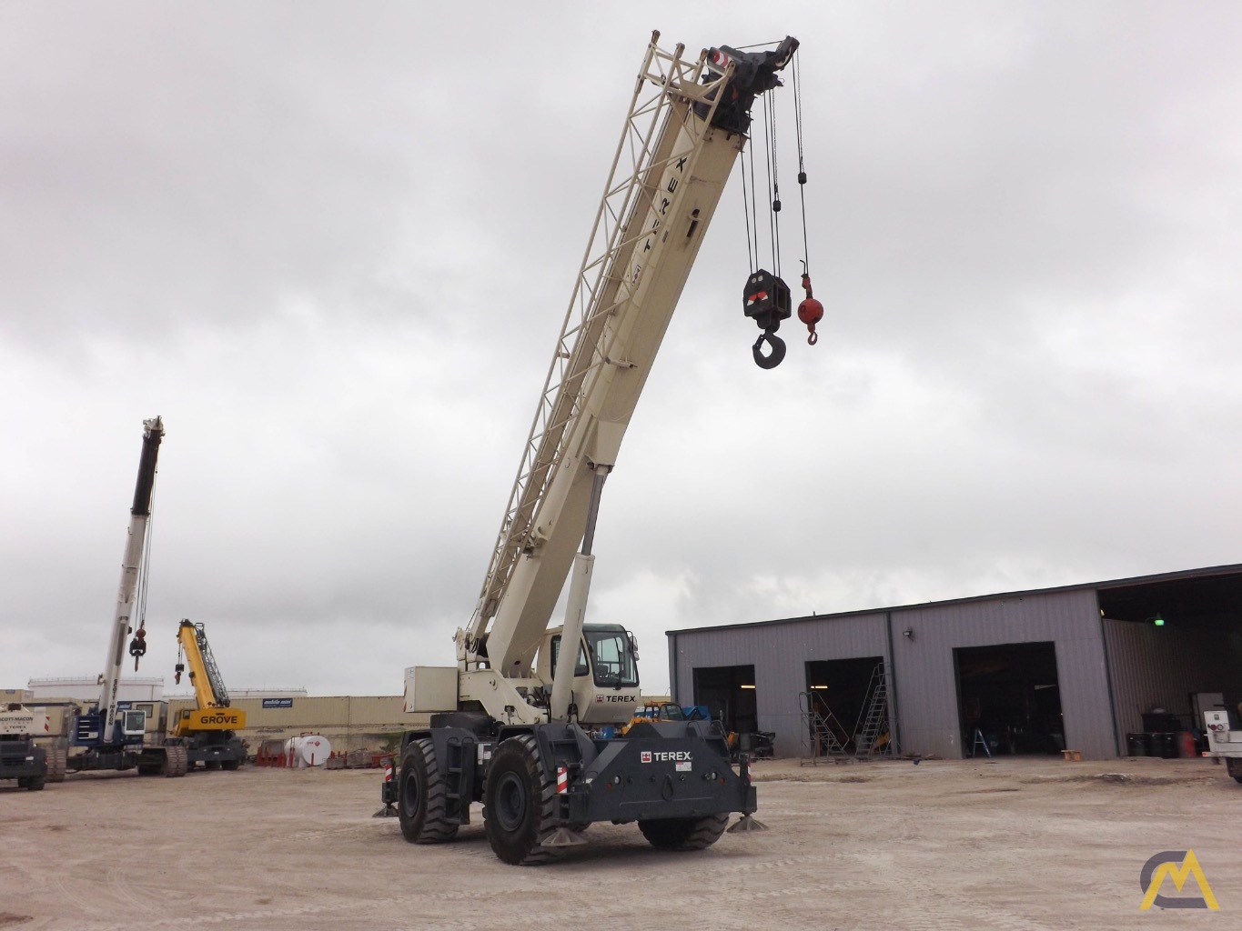 Terex RT555-1 55-Ton Rough Terrain Crane 2