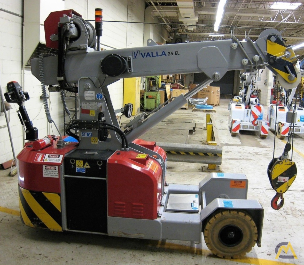 Valla 25 EL 2.45-ton Electric Pick & Carry Crane 2