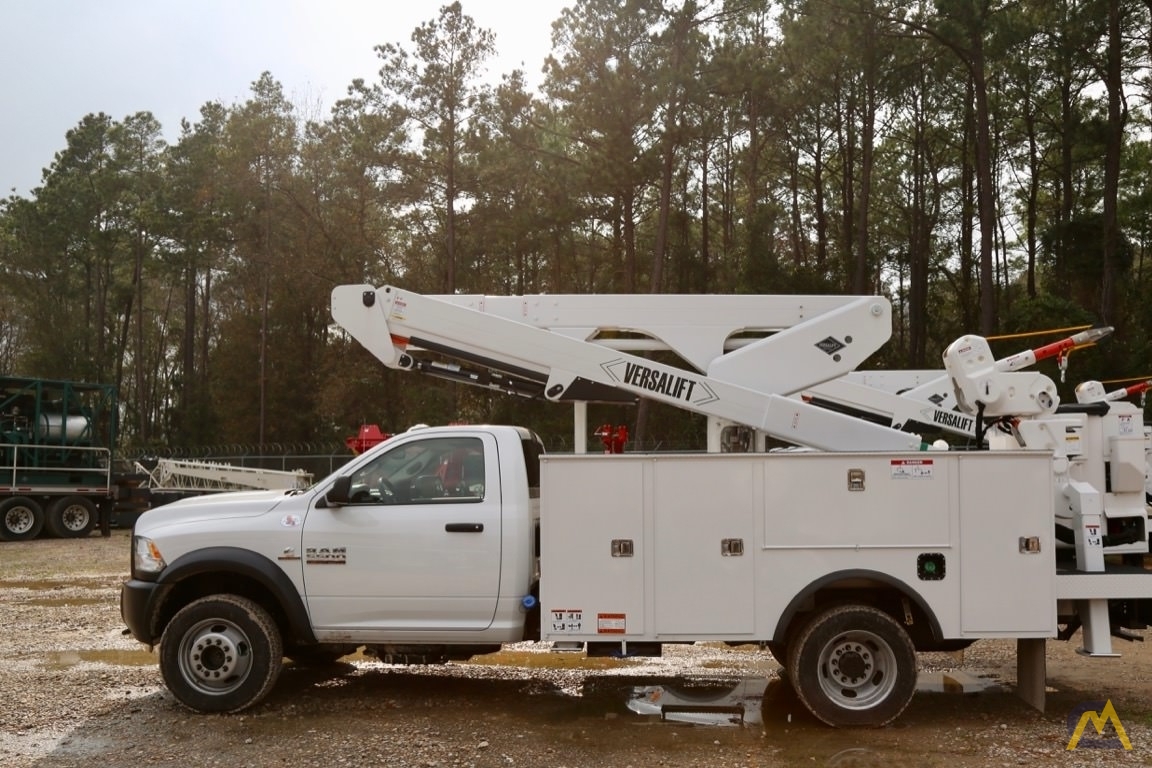 Versalift VST-47-I 0.25-Ton Articulating Bucket Truck 8