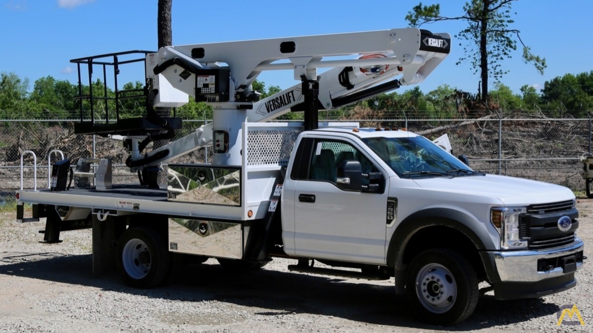 Versalift VST-50-TN 0.50-ton Articulating Bucket Truck 6