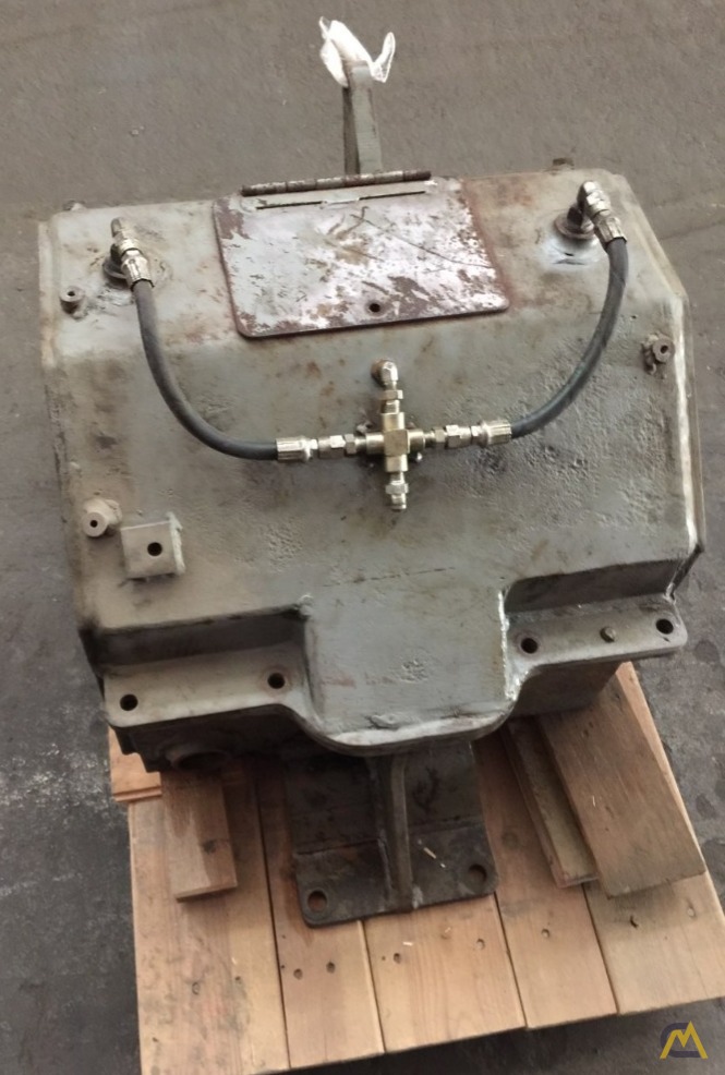 Vertical & Horizontal Swing Shaft Housing for Manitowoc 4100 0