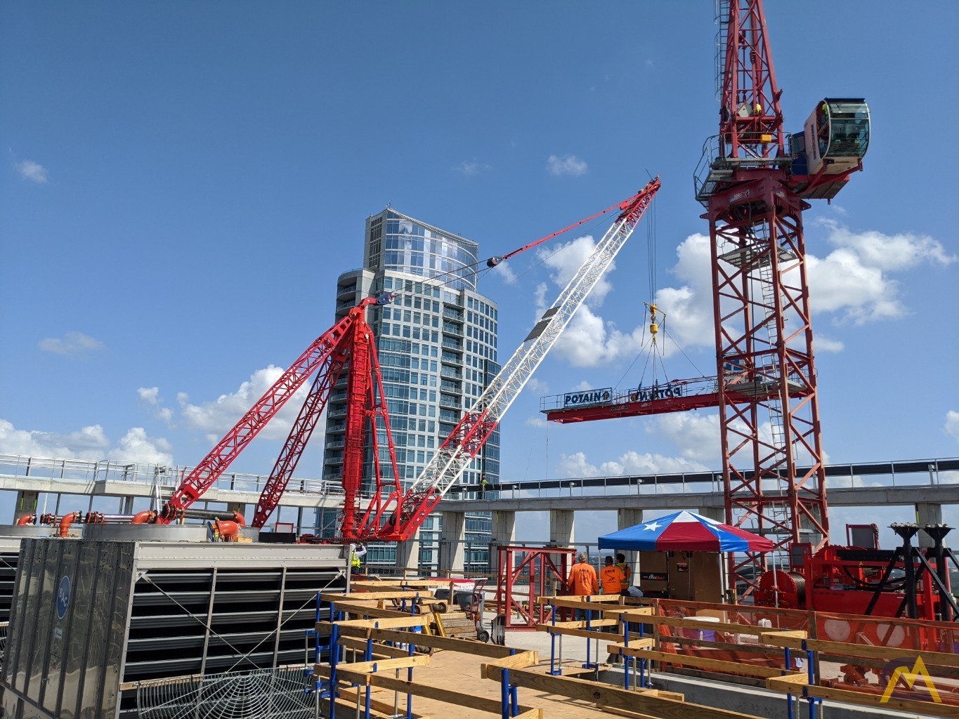 West81 DC25 12.5-Ton Electric VFD Driven PLC Controlled & Adjustable Stiffleg Derrick Crane 1