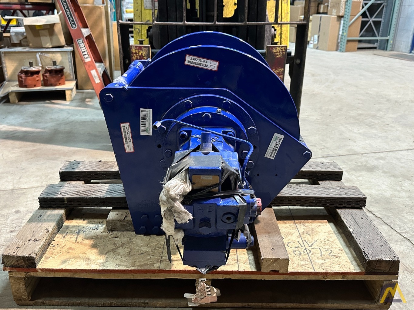 Winch for Tadano Mantis 6010 & Mantis 6010LP Tele-Crawler Cranes 4