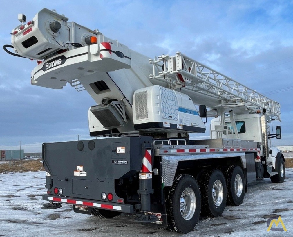 XCMG XCT40U 40-ton Boom Truck Crane on Kenworth T880 For