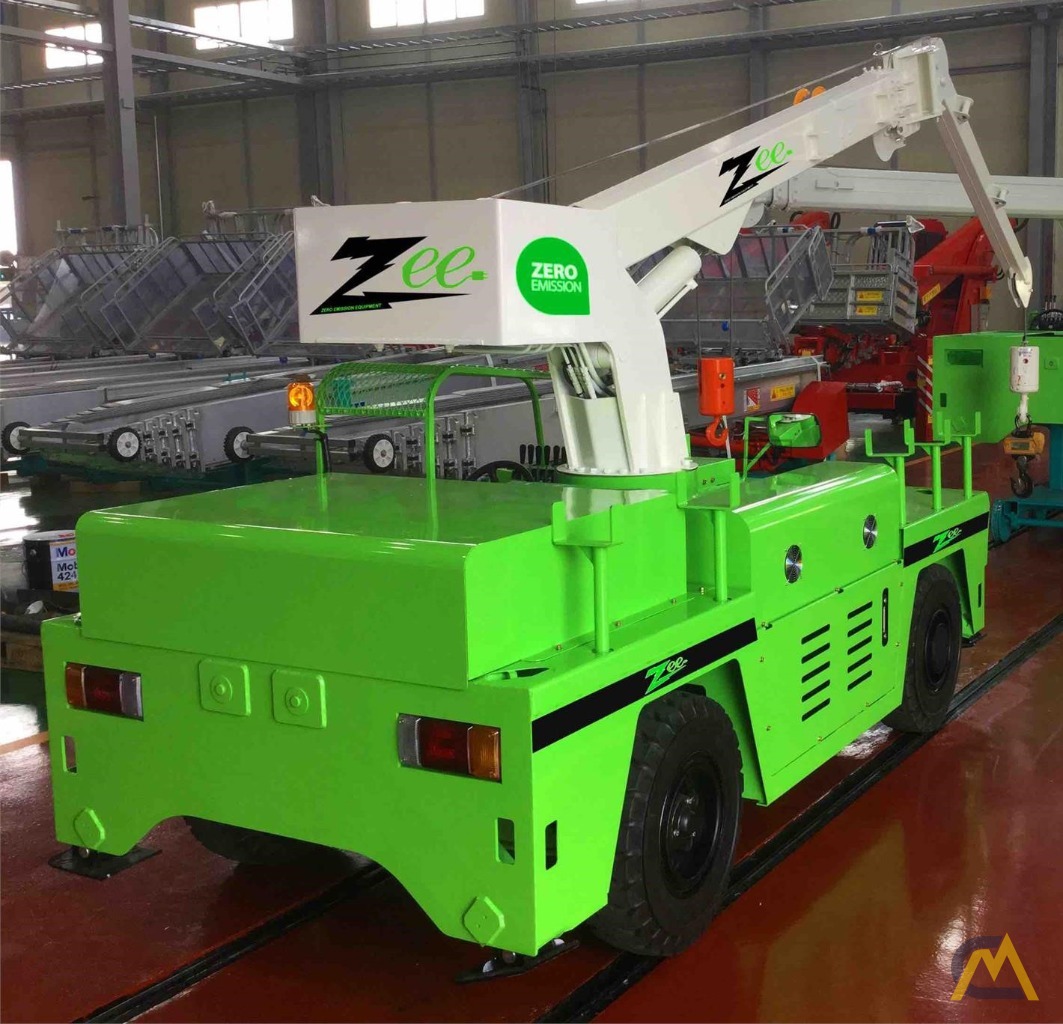 Zee Crane 4500 4.5-Ton Electric Carry Deck Industrial Crane 2