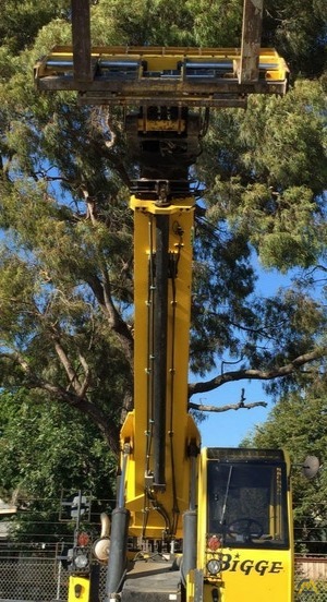 ZoomBoom by Carelift 20,000 lb. Telehandler 2