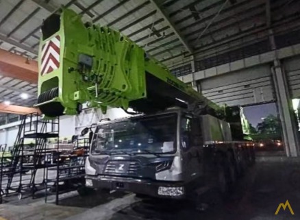 Zoomlion ZAT3000V All Terrain Mobile Crane 0